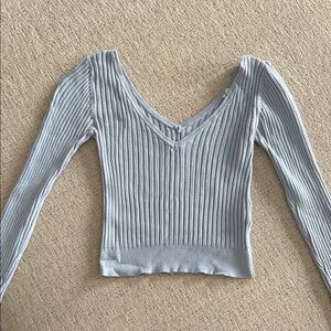 Garage Ribbed V-Neck Crop Top in Light Gray